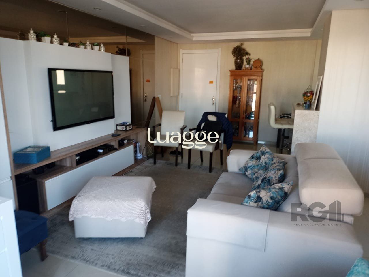 Apartamento à venda com 2 quartos, 83m² - Foto 3