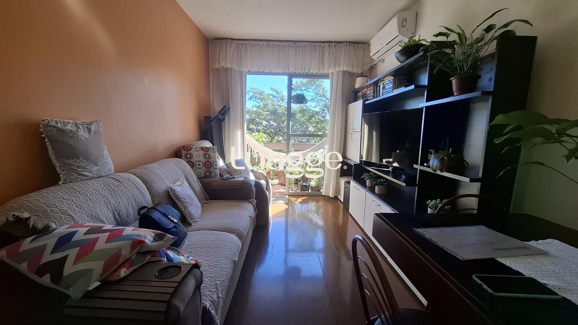 Apartamento 1 dormitório sala 2 ambientes garagem fechada ensolarado com vista