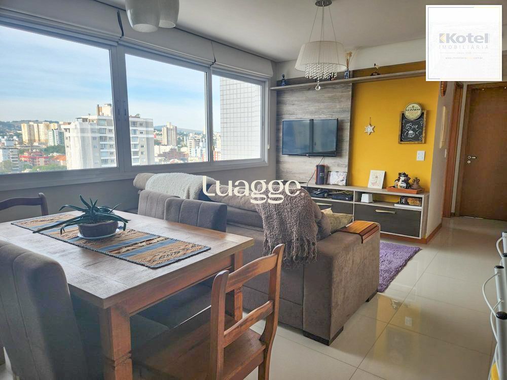 Apartamento de 2 quartos, suíte e 2 vagas garagem no bairro Santana Porto Alegre