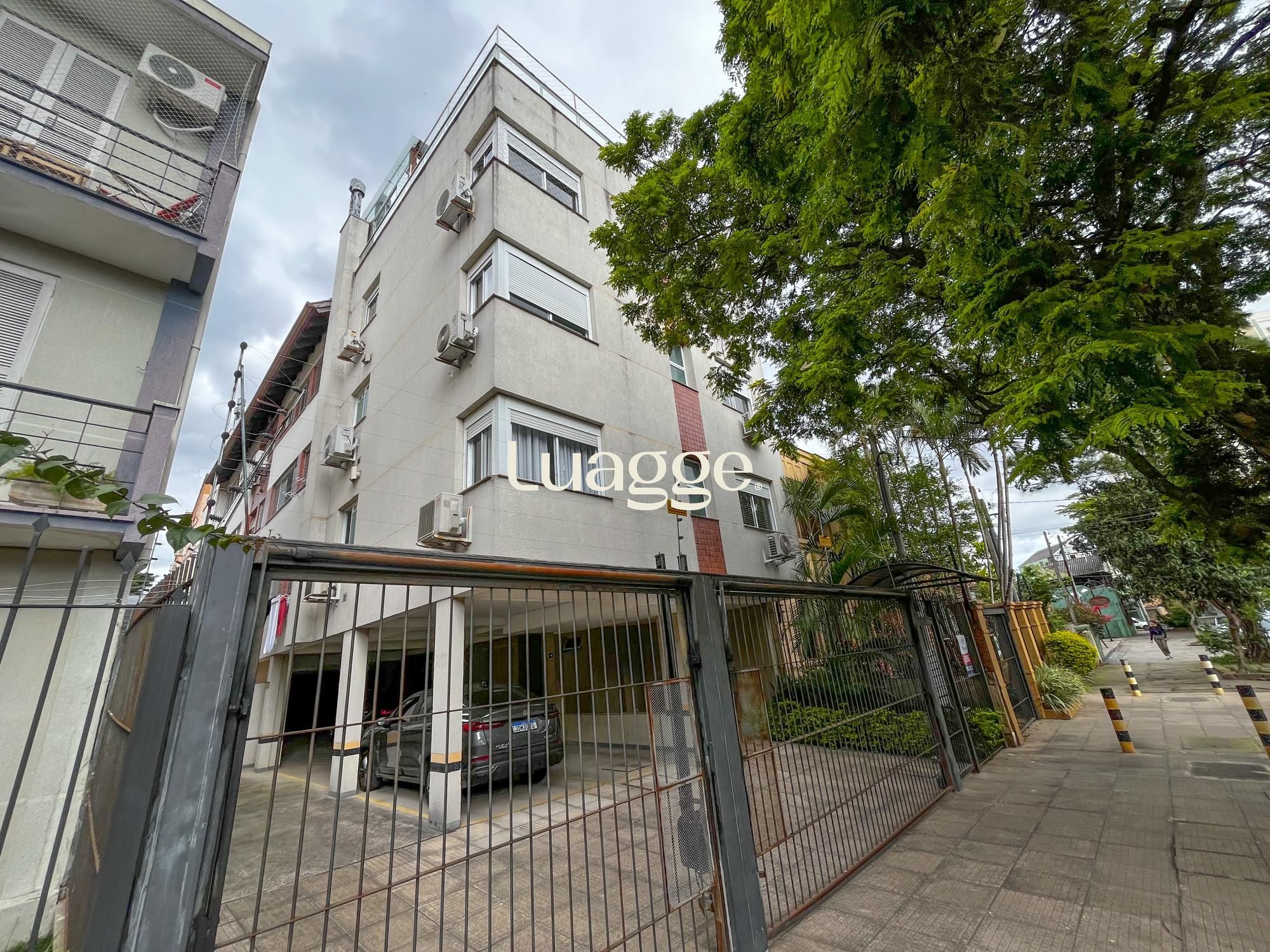 Apartamento de um quarto e duas vagas de garagem no bairro Rio Branco em POA
