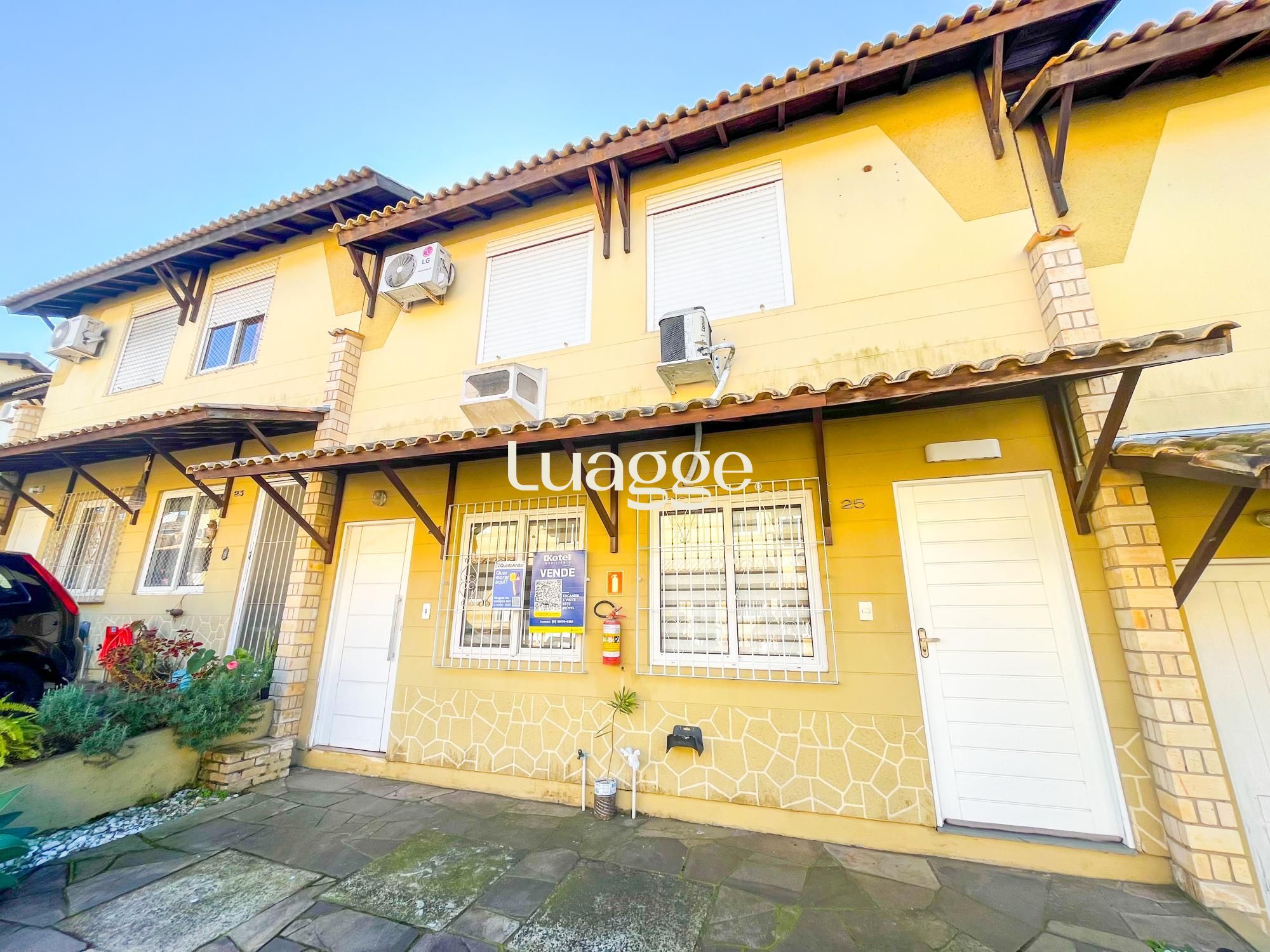 Casa de Condomínio à venda com 2 quartos, 82m² - Foto 1