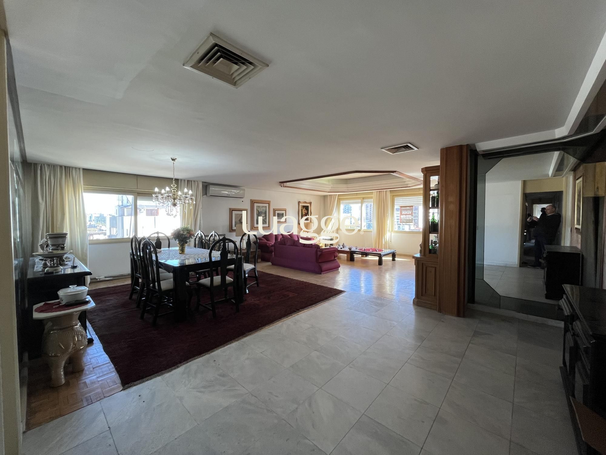 Apartamento à venda com 3 quartos, 228m² - Foto 18