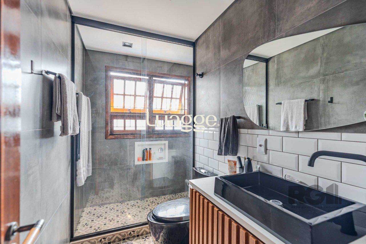 Casa de Condomínio à venda com 3 quartos, 219m² - Foto 25