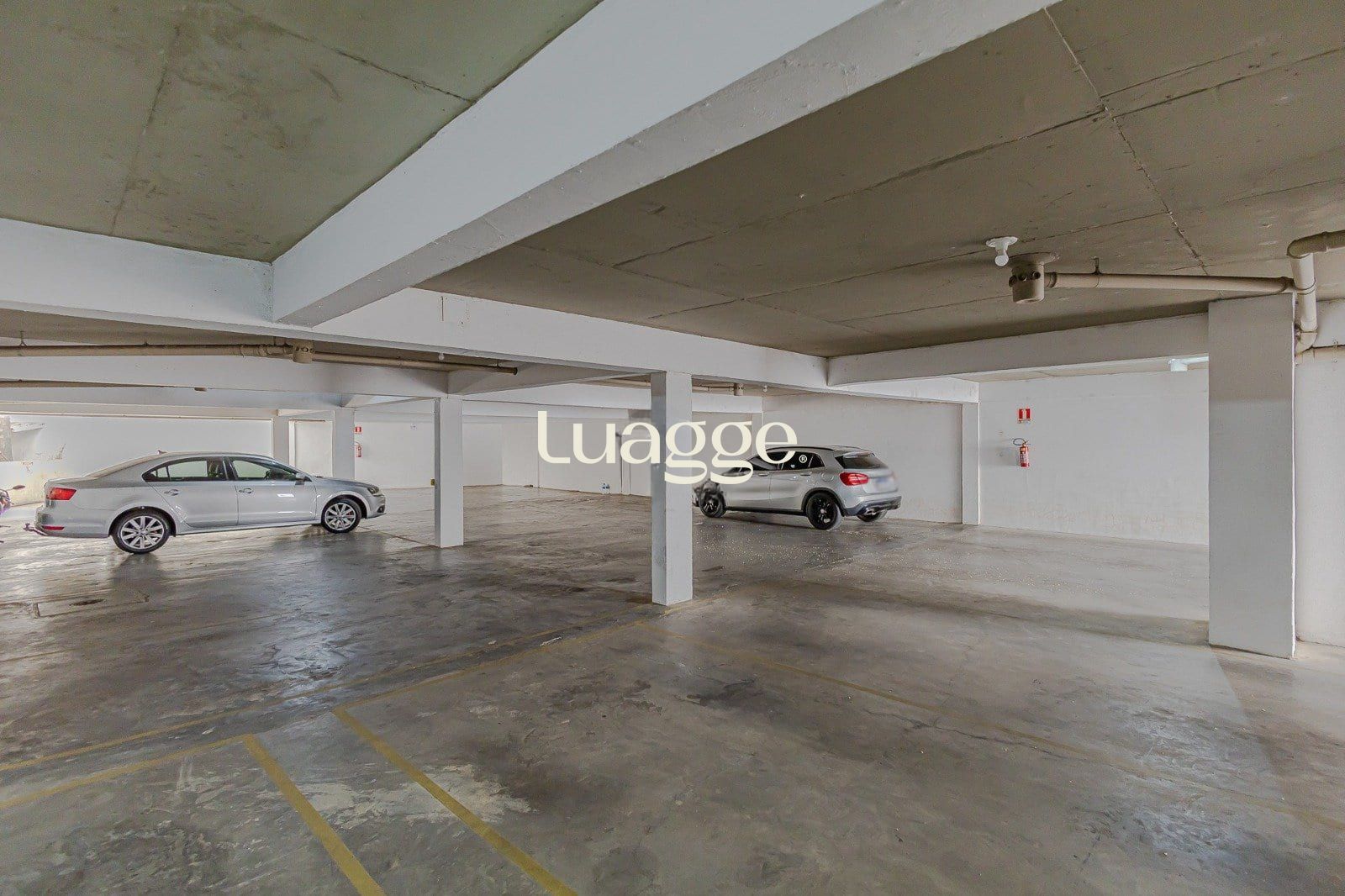 Apartamento à venda com 2 quartos, 61m² - Foto 18