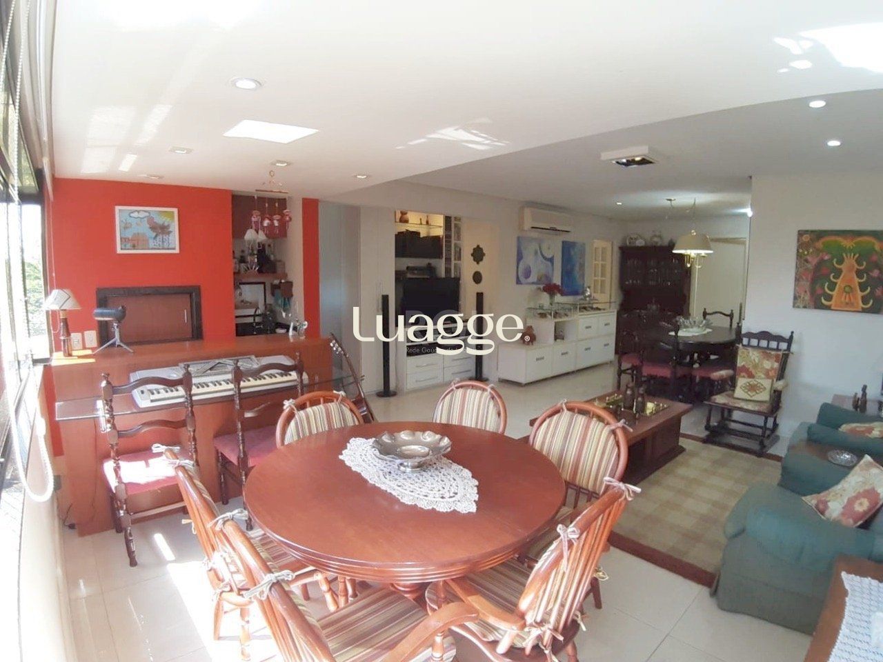 Apartamento à venda com 3 quartos, 122m² - Foto 1