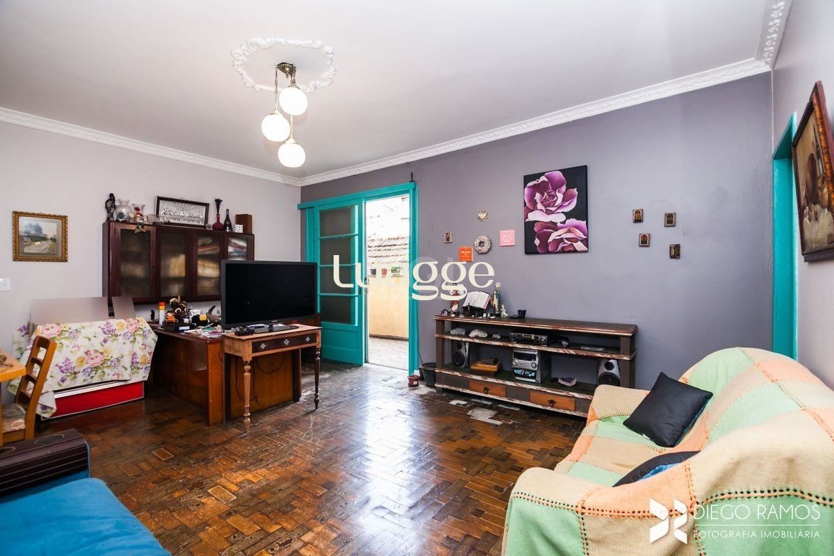 Apartamento à venda com 3 quartos, 135m² - Foto 2