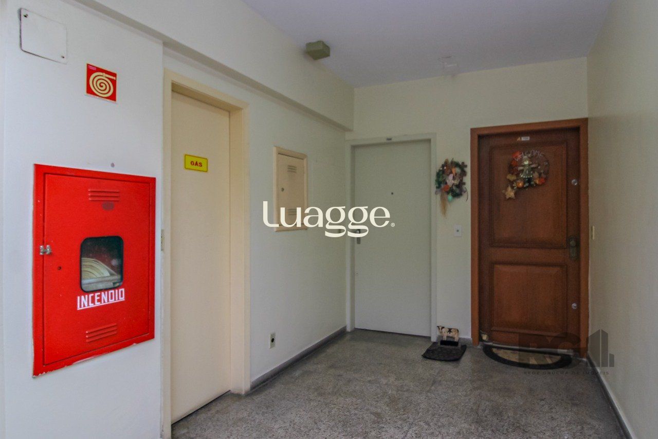 Apartamento à venda com 2 quartos, 85m² - Foto 17