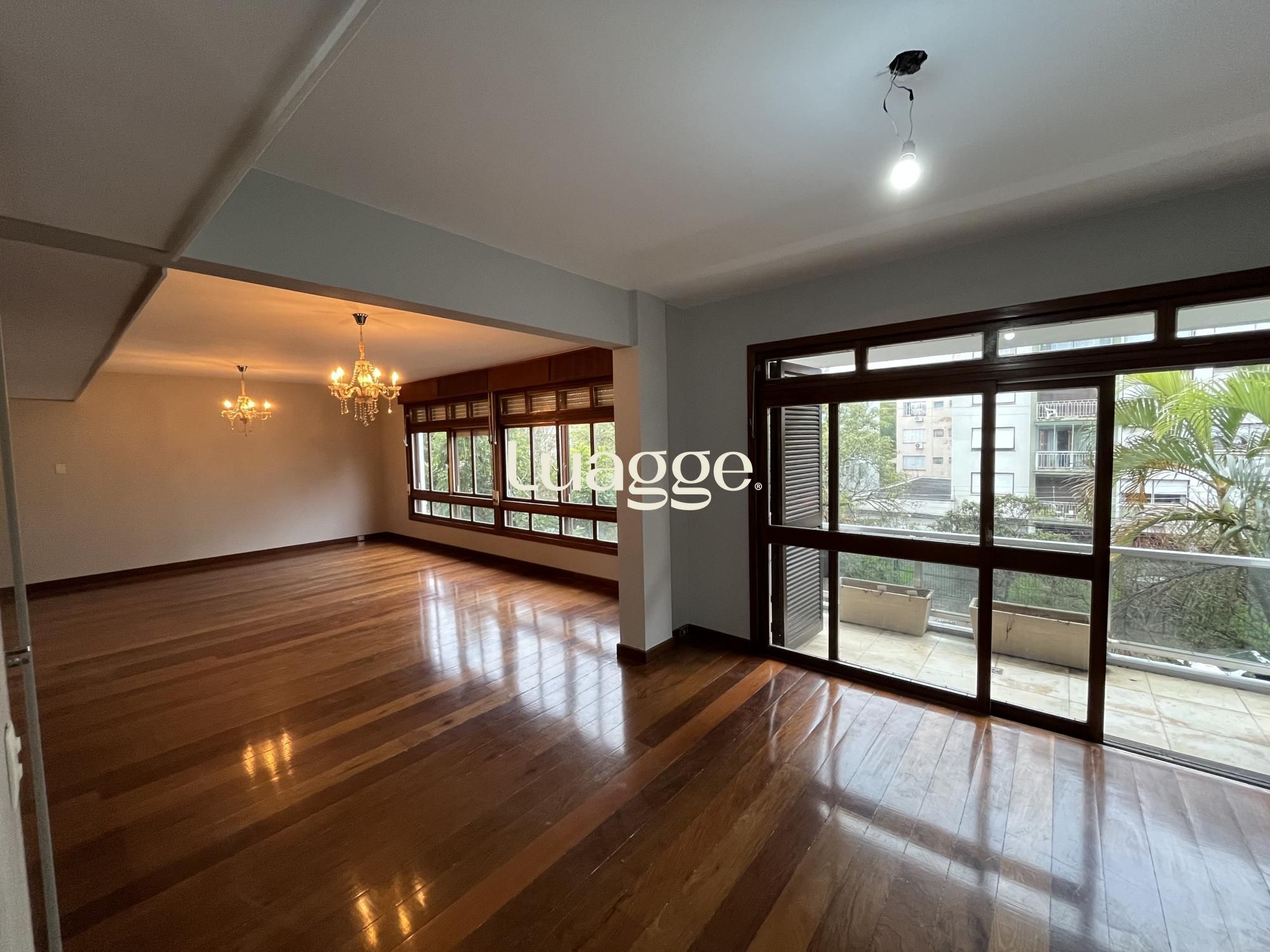 Apartamento à venda com 3 quartos, 249m² - Foto 3