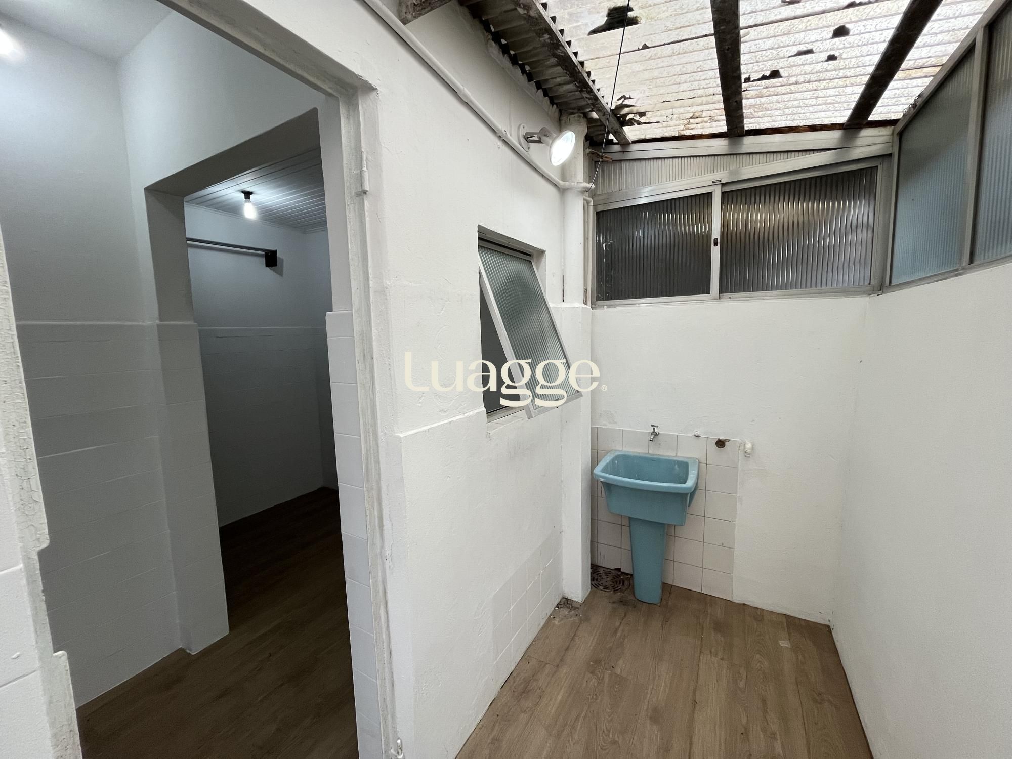 Apartamento à venda com 2 quartos, 67m² - Foto 4