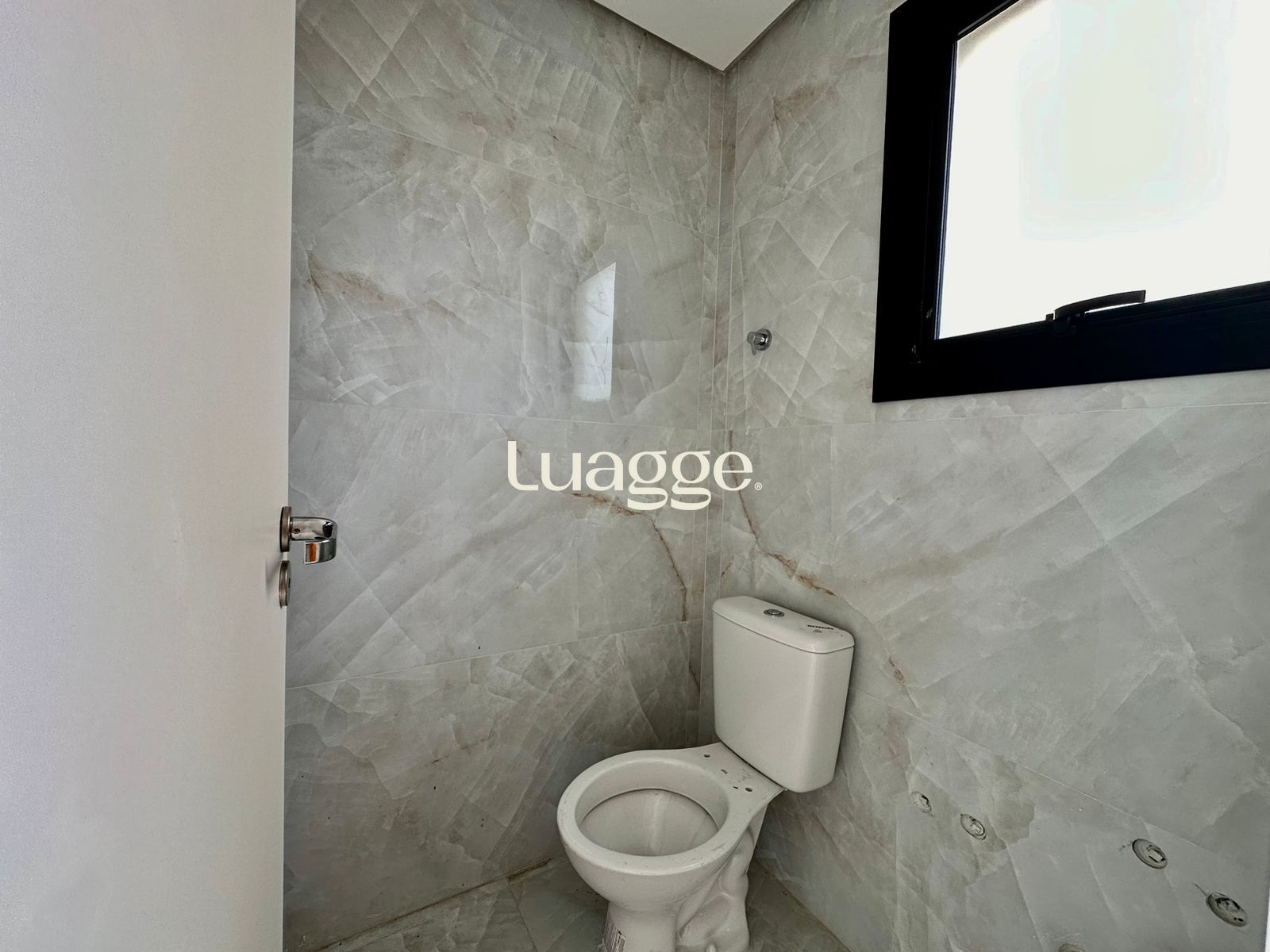 Casa à venda com 2 quartos, 89m² - Foto 9