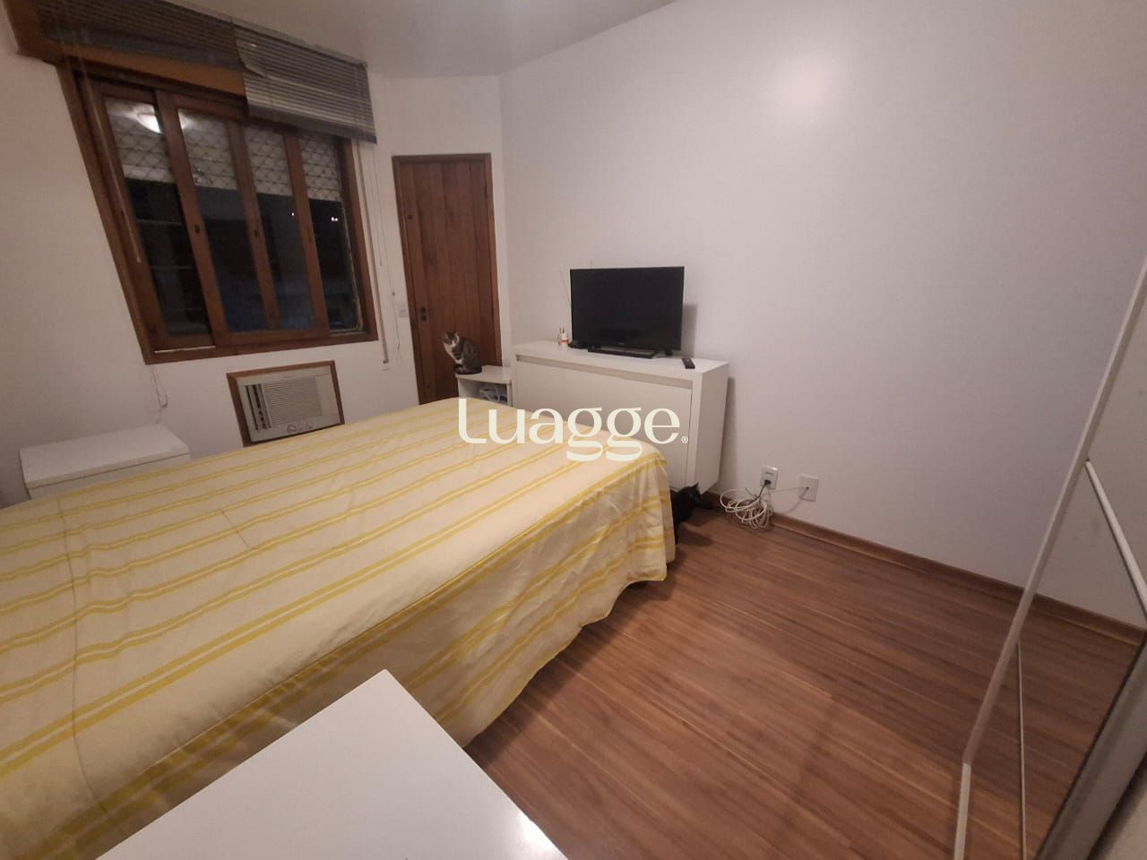 Apartamento à venda com 2 quartos, 85m² - Foto 9