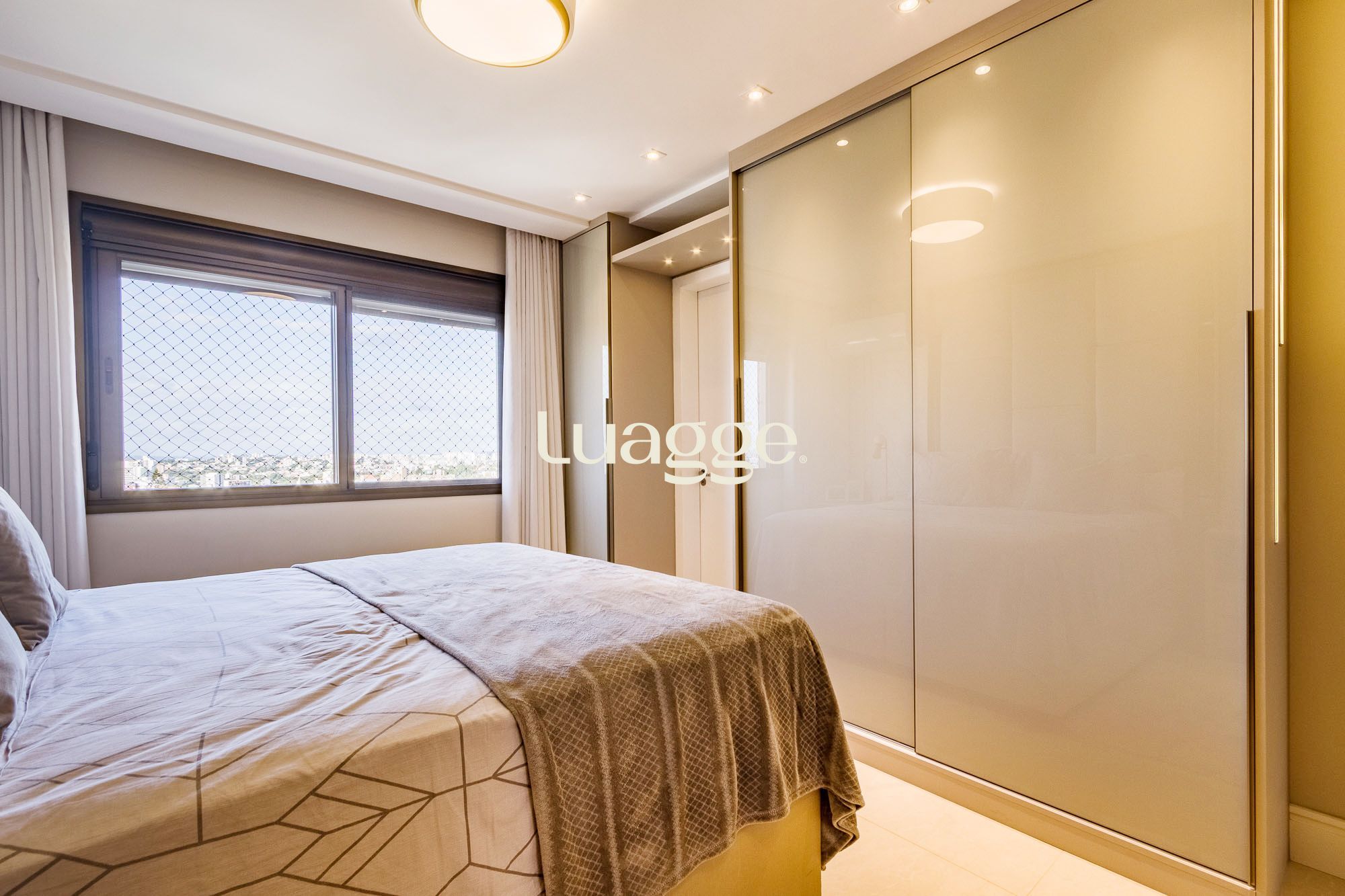 Apartamento à venda com 3 quartos, 123m² - Foto 28
