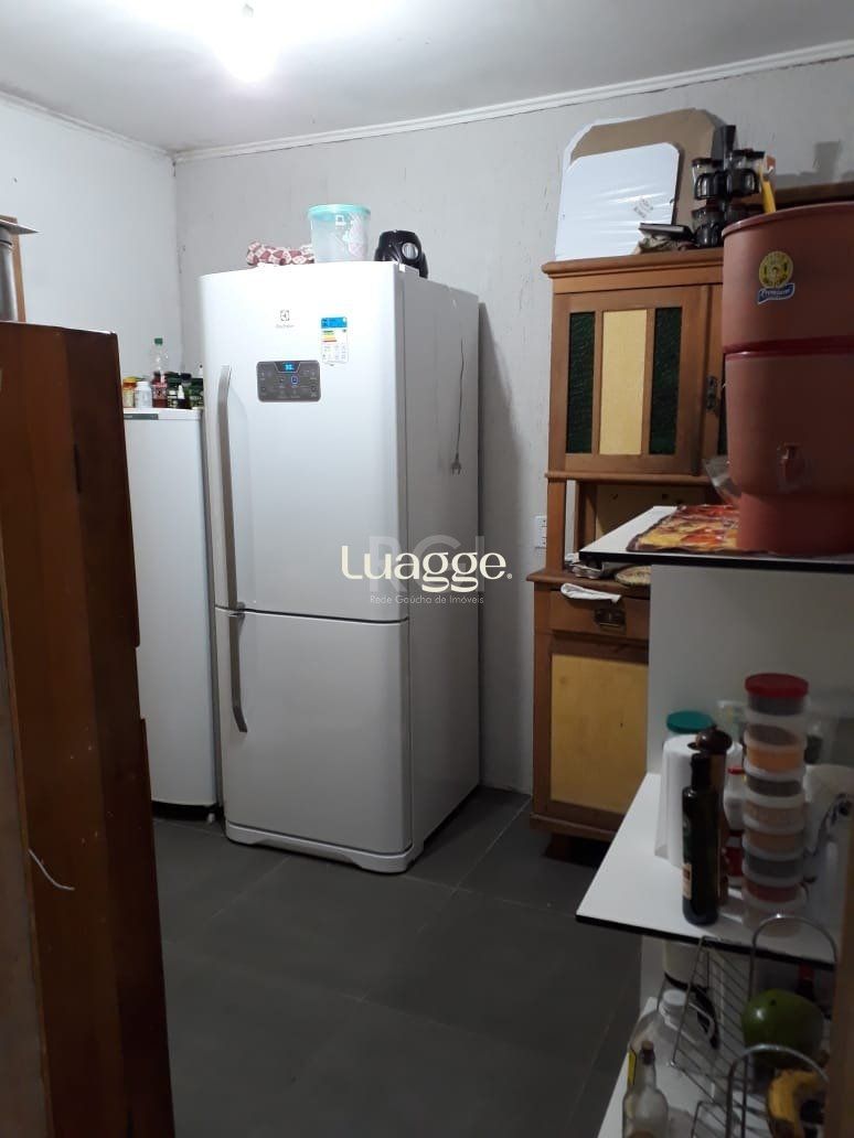 Casa à venda com 4 quartos, 229m² - Foto 4