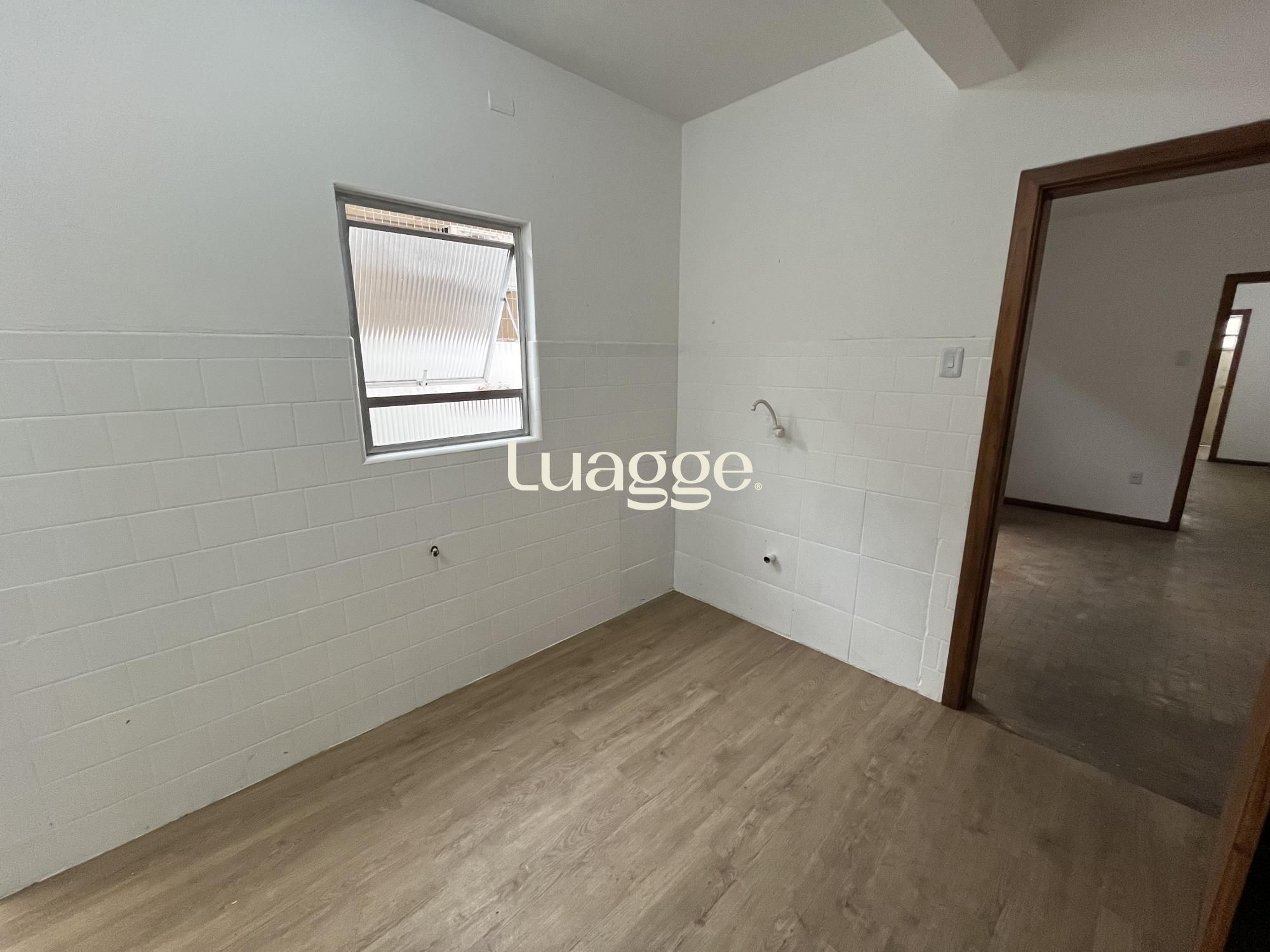 Apartamento à venda com 2 quartos, 67m² - Foto 3