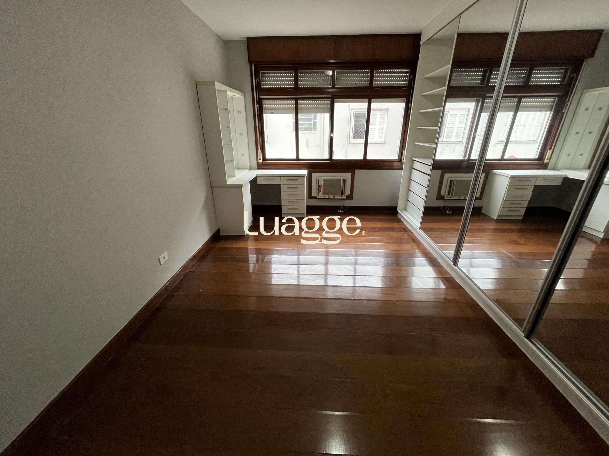 Apartamento à venda com 3 quartos, 249m² - Foto 35