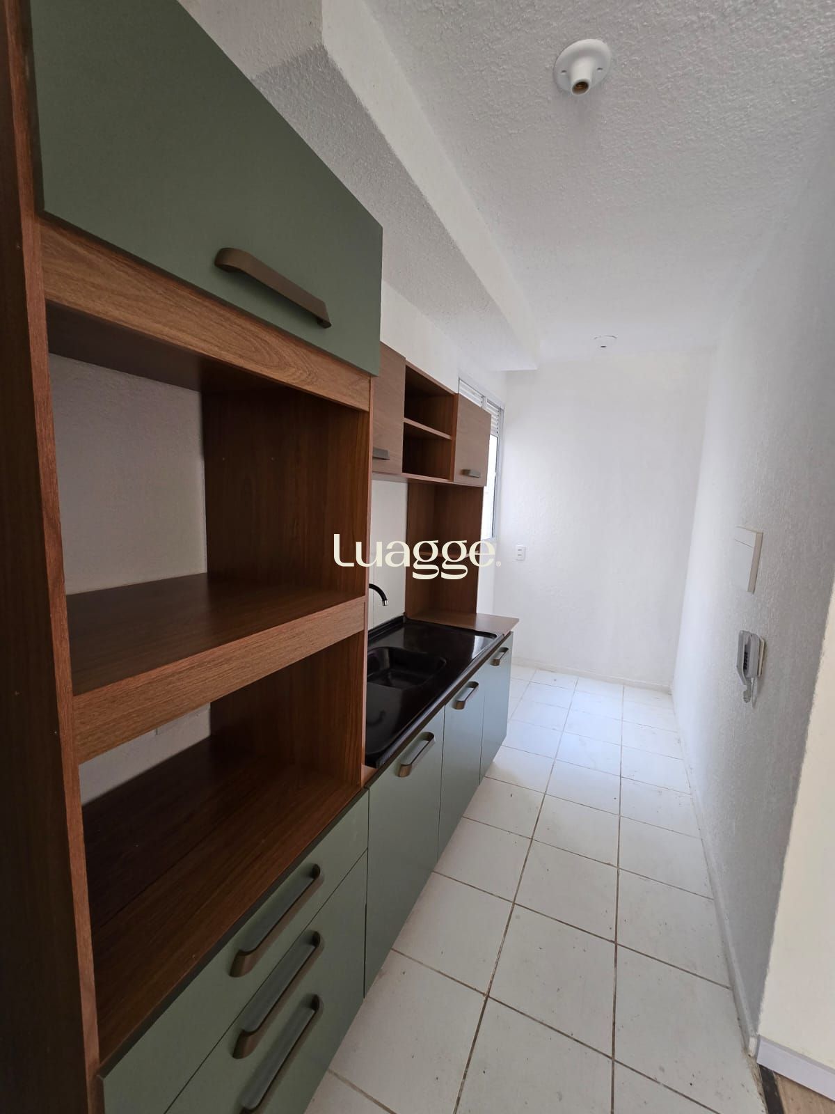 Apartamento à venda com 2 quartos, 40m² - Foto 2