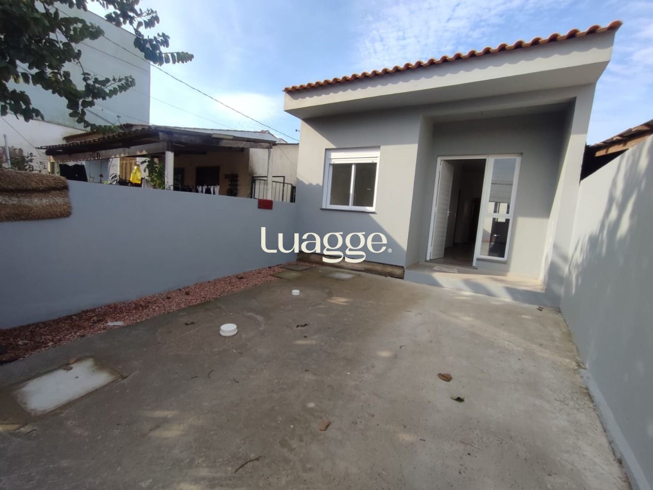 Casa à venda com 3 quartos, 64m² - Foto 4