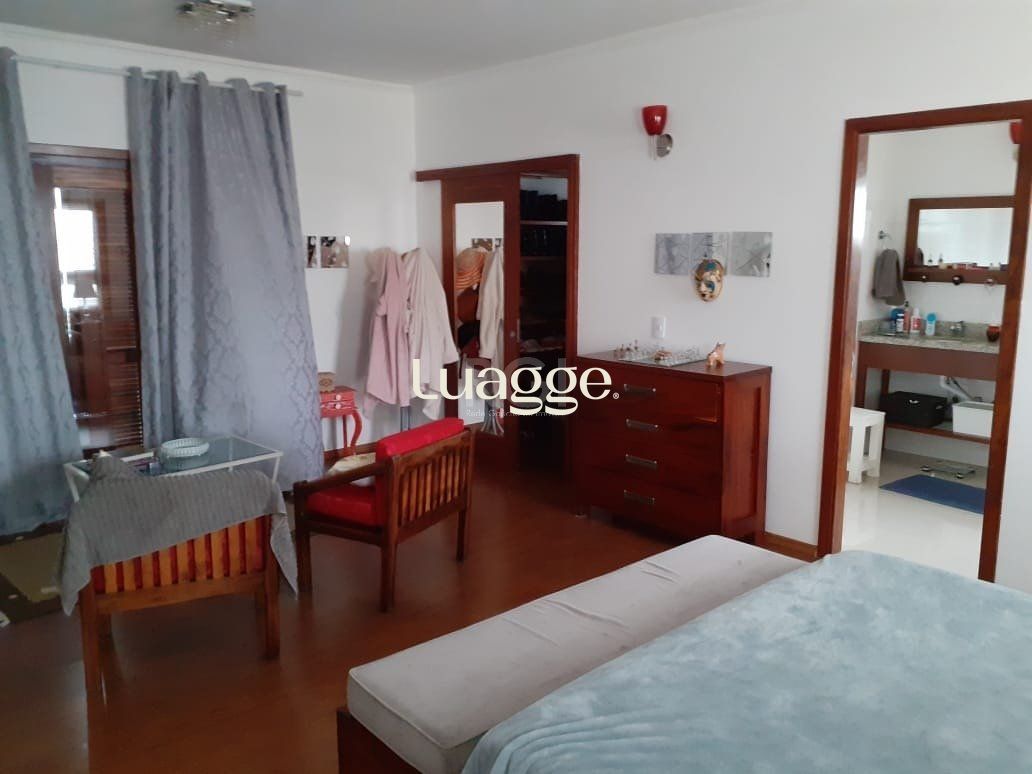 Casa à venda com 4 quartos, 434m² - Foto 26