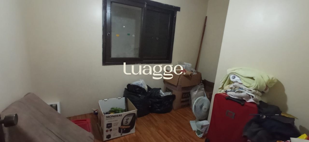 Casa à venda com 5 quartos, 175m² - Foto 13