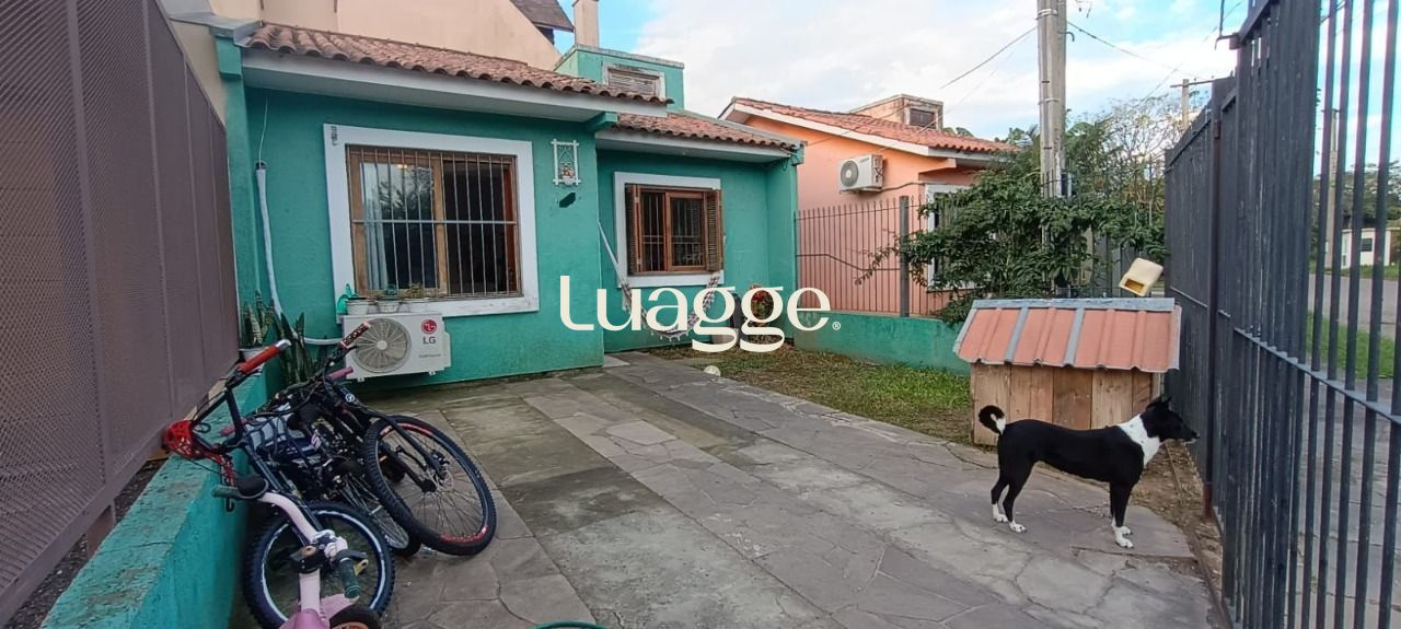 Casa à venda com 2 quartos, 61m² - Foto 1