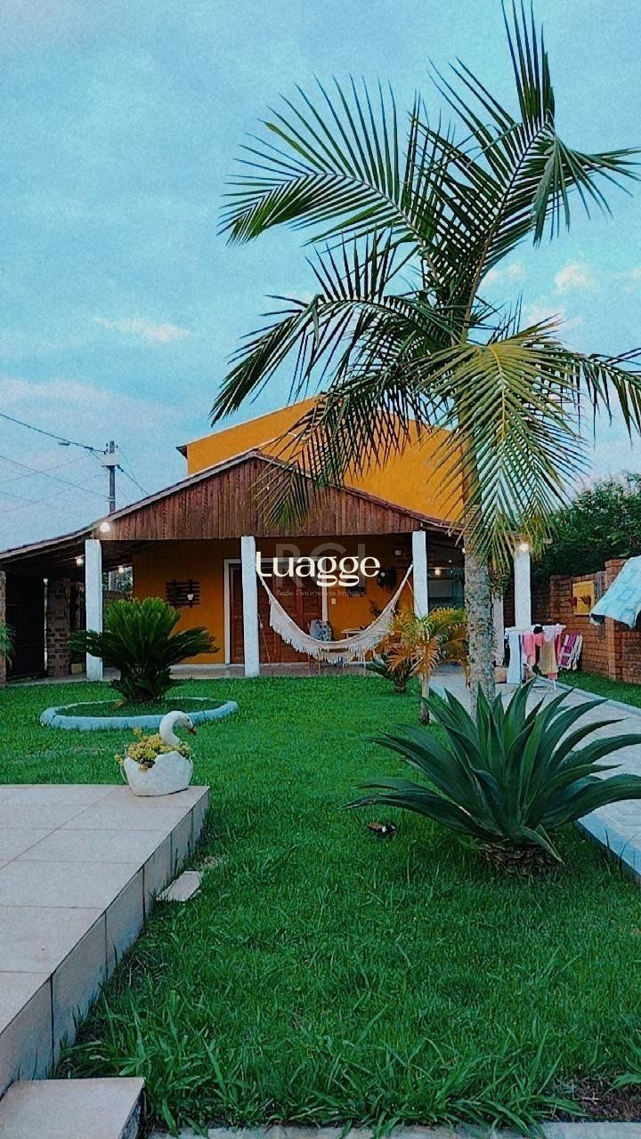 Casa à venda com 3 quartos, 193m² - Foto 1