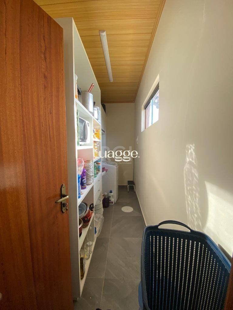 Casa à venda com 3 quartos, 370m² - Foto 11