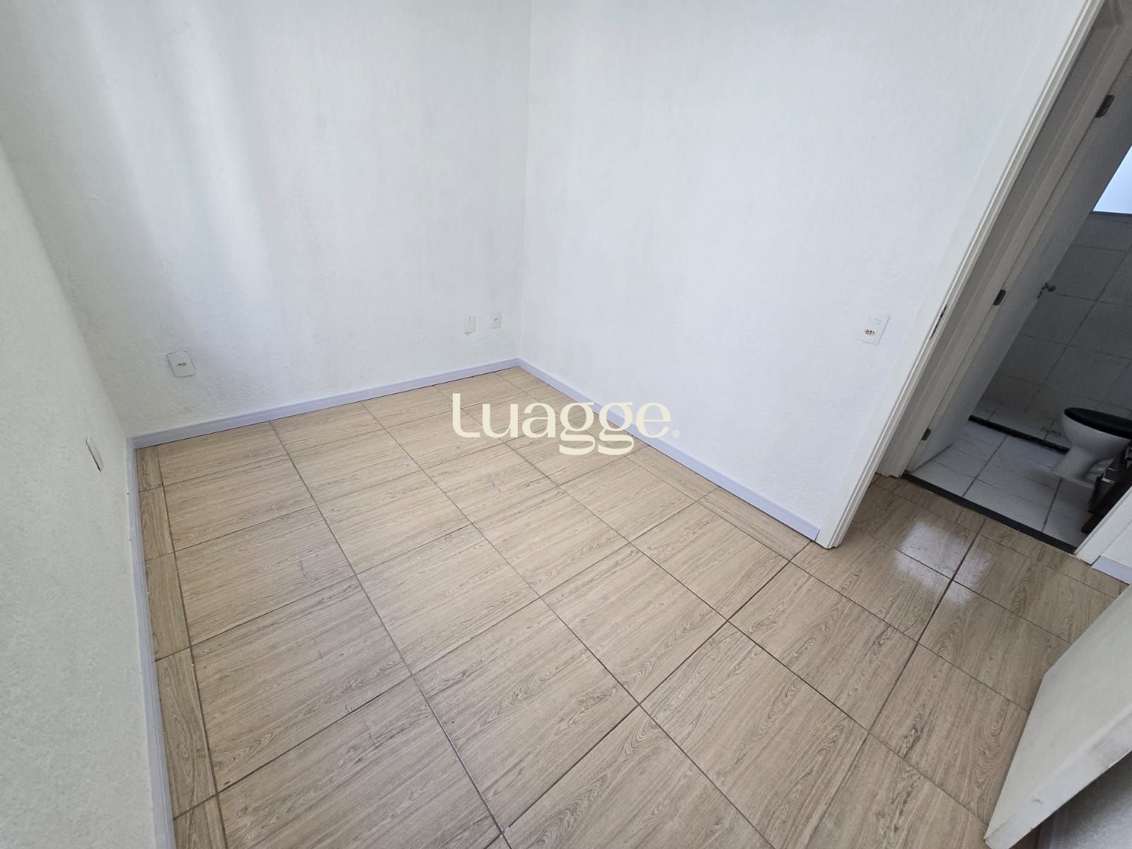 Apartamento à venda com 2 quartos, 40m² - Foto 7