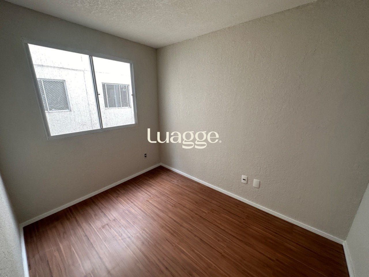 Apartamento na Restinga - 2 Dormitórios