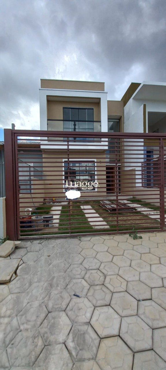 Casa à venda com 3 quartos, 101m² - Foto 1