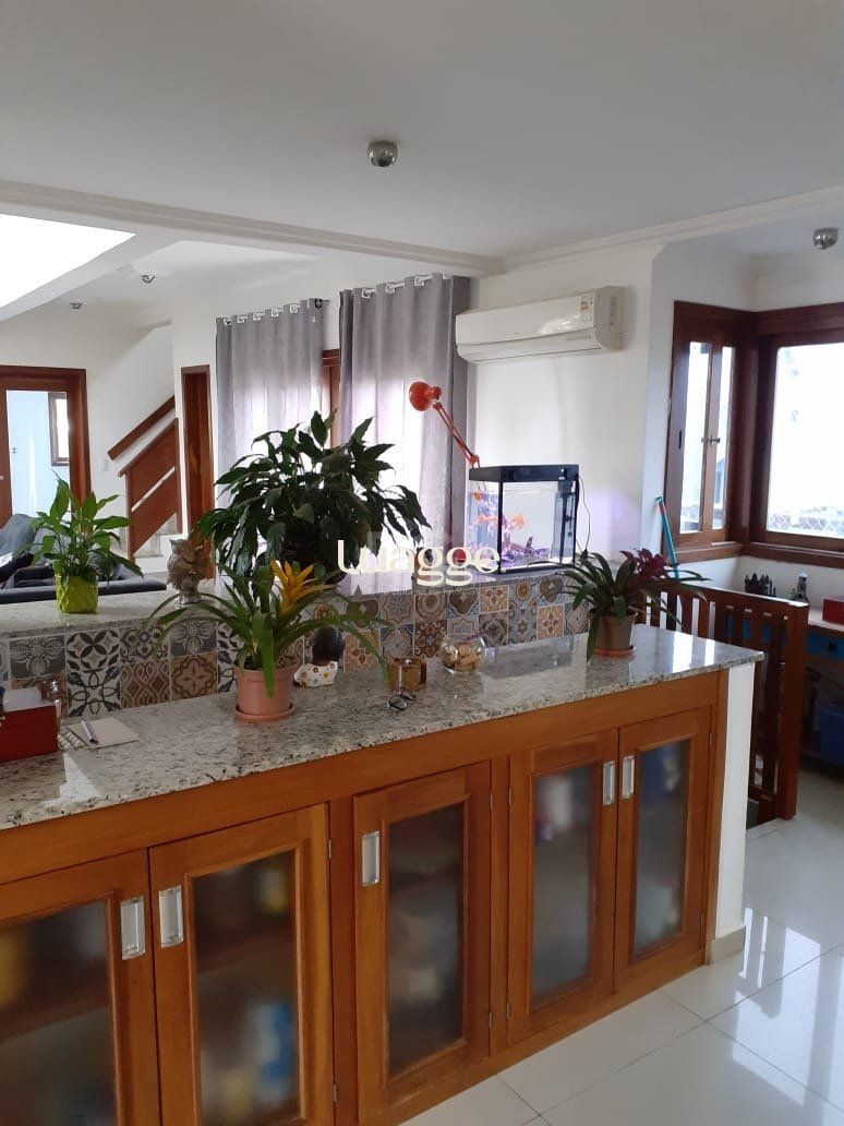 Casa à venda com 4 quartos, 434m² - Foto 7