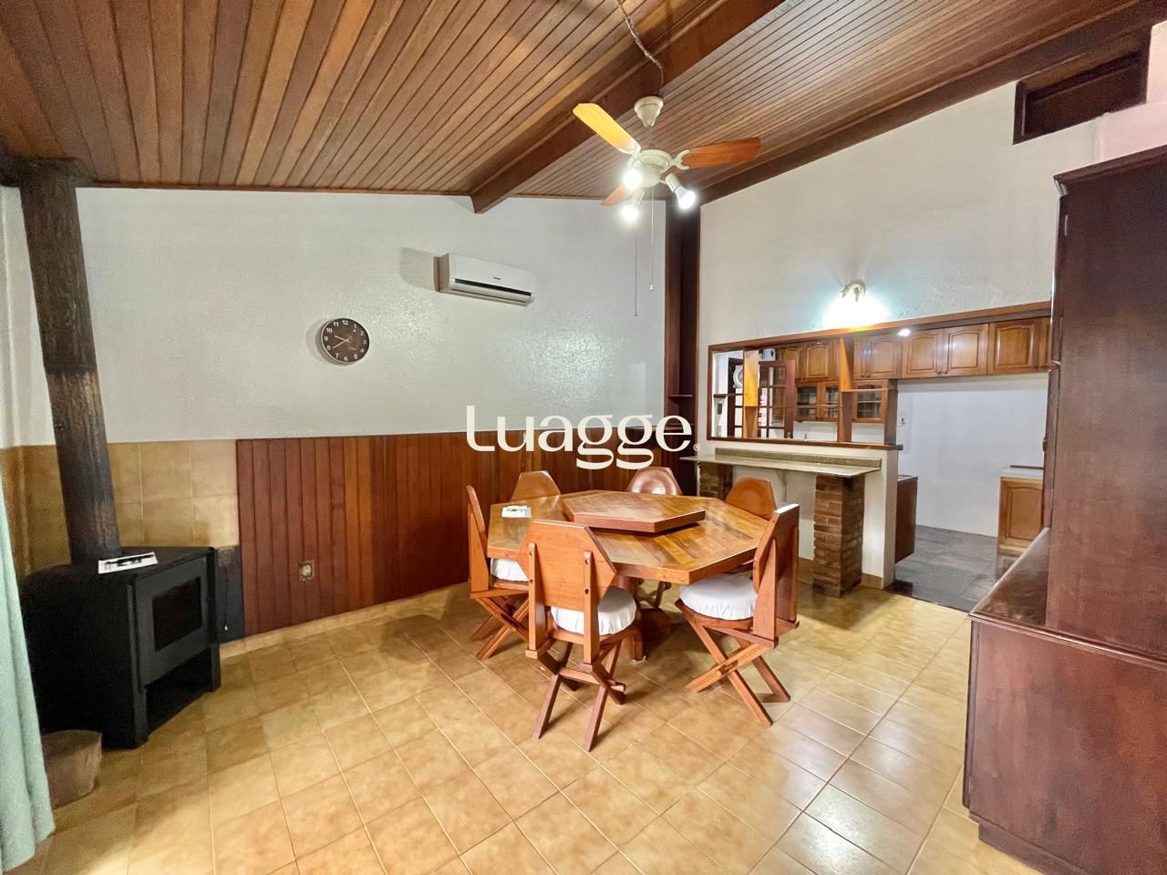 Casa à venda com 3 quartos, 338m² - Foto 6
