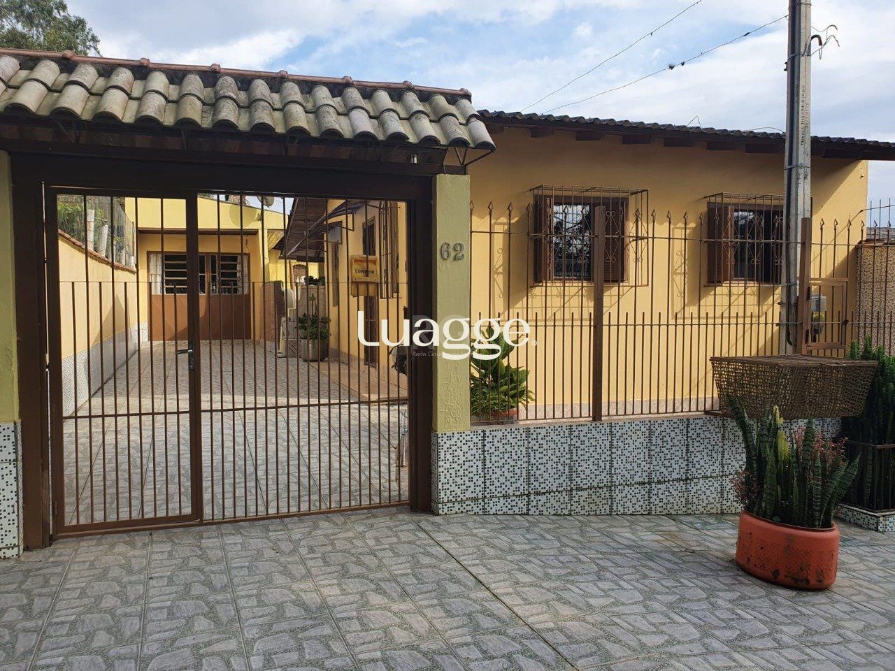 Casa, 4 quartos, 181 m² - Foto 1