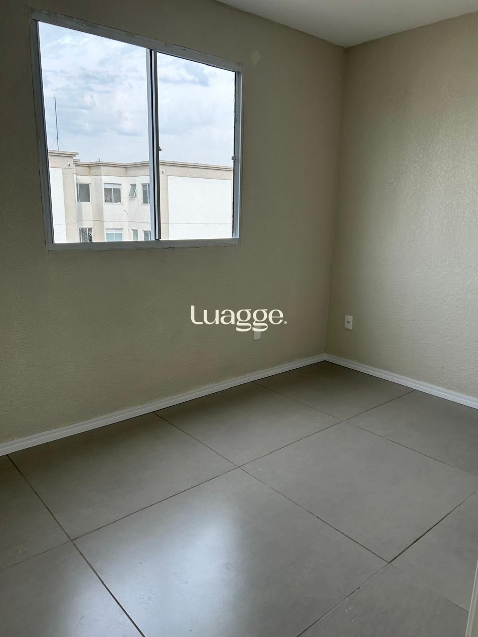 Apartamento à venda com 2 quartos, 43m² - Foto 2