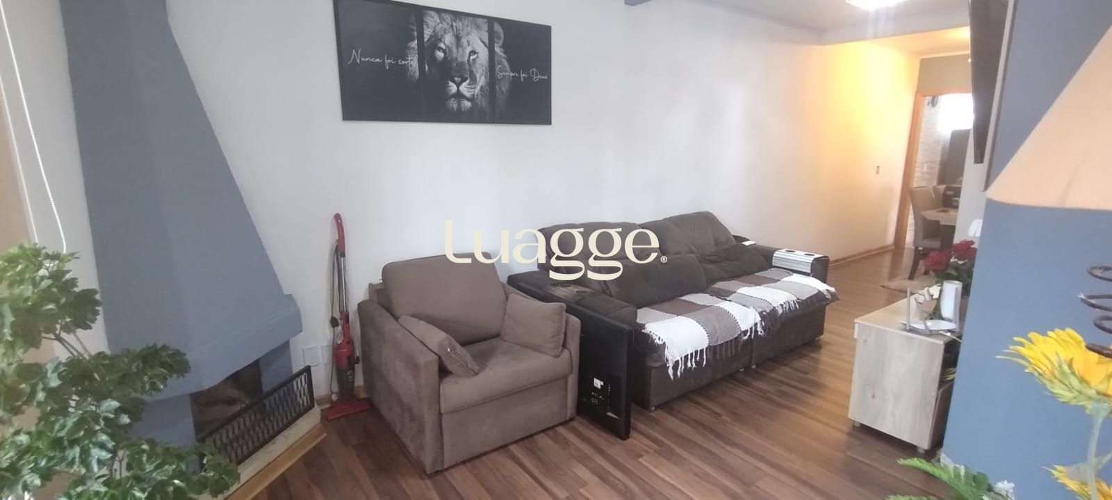 Casa à venda com 2 quartos, 50m² - Foto 4