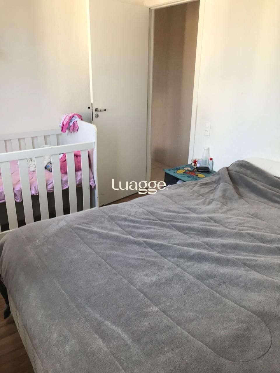 Apartamento à venda com 2 quartos, 41m² - Foto 2