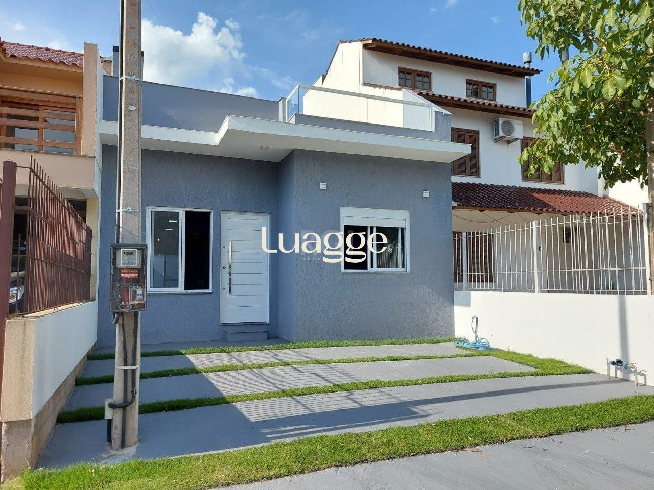 Casa à venda com 2 quartos, 85m² - Foto 2