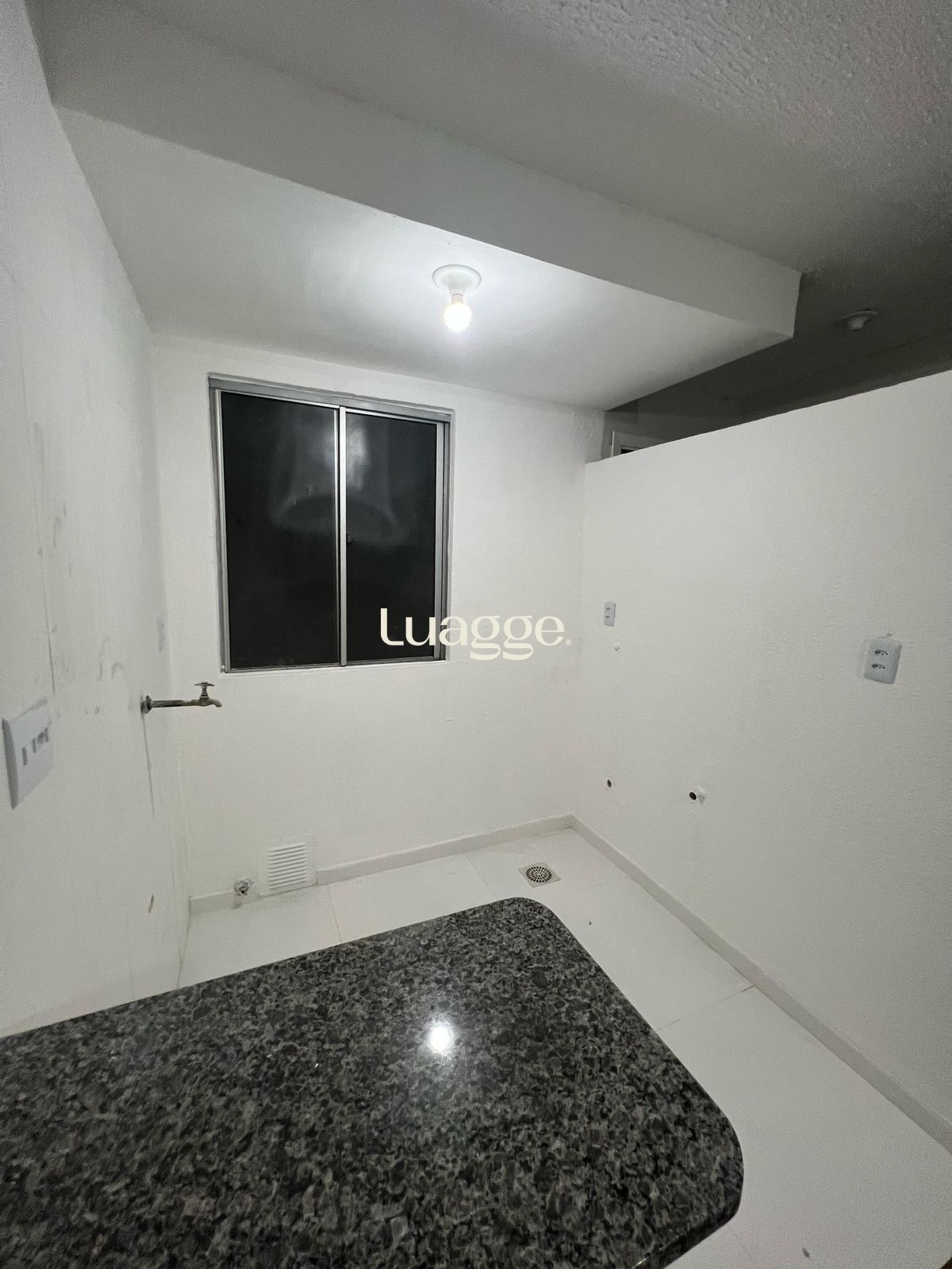 Apartamento à venda com 2 quartos, 39m² - Foto 12