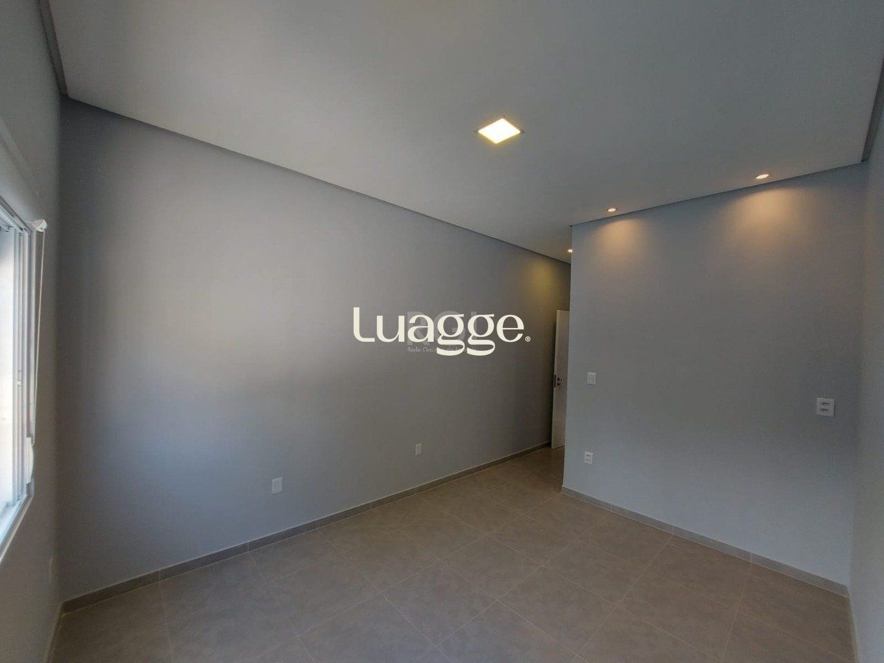 Casa à venda com 2 quartos, 85m² - Foto 14