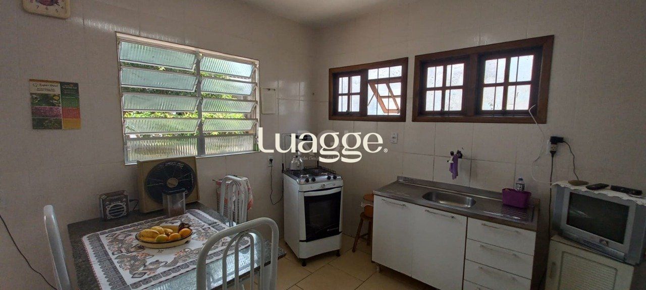 Casa à venda com 2 quartos, 115m² - Foto 4