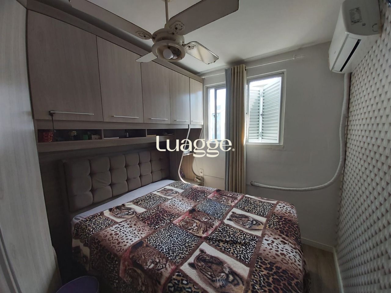 Apartamento à venda com 2 quartos, 44m² - Foto 2