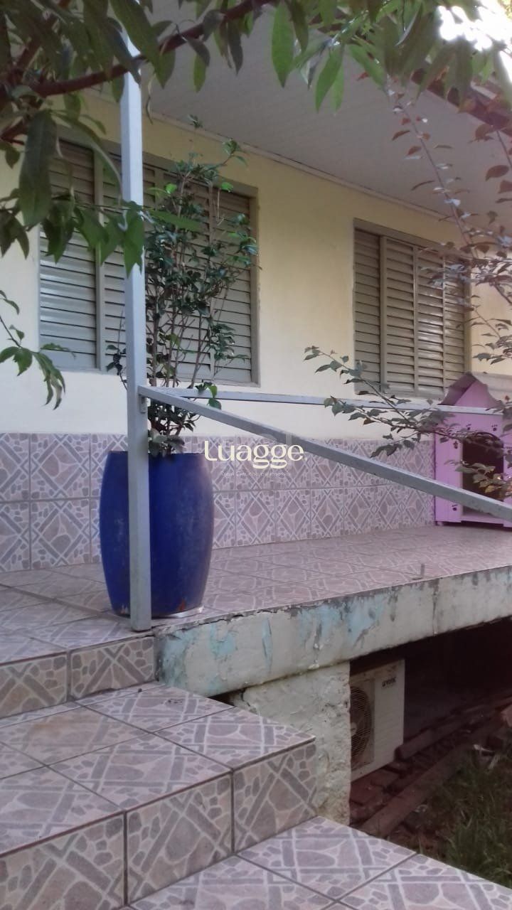 Casa à venda com 4 quartos, 160m² - Foto 9