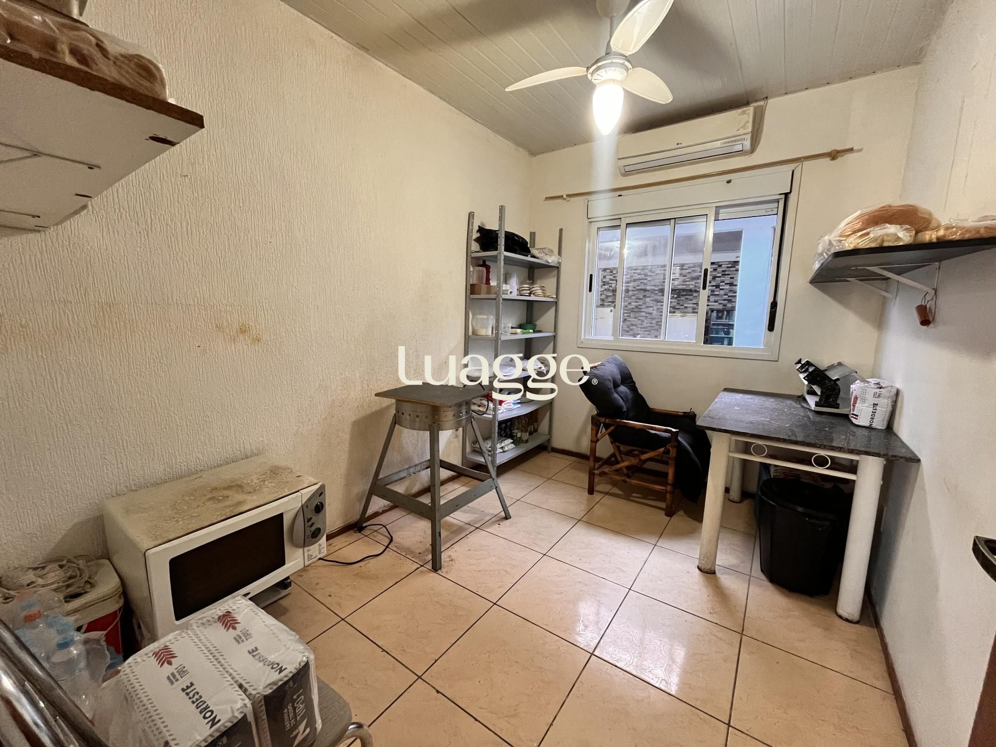 Casa à venda com 3 quartos, 52m² - Foto 9