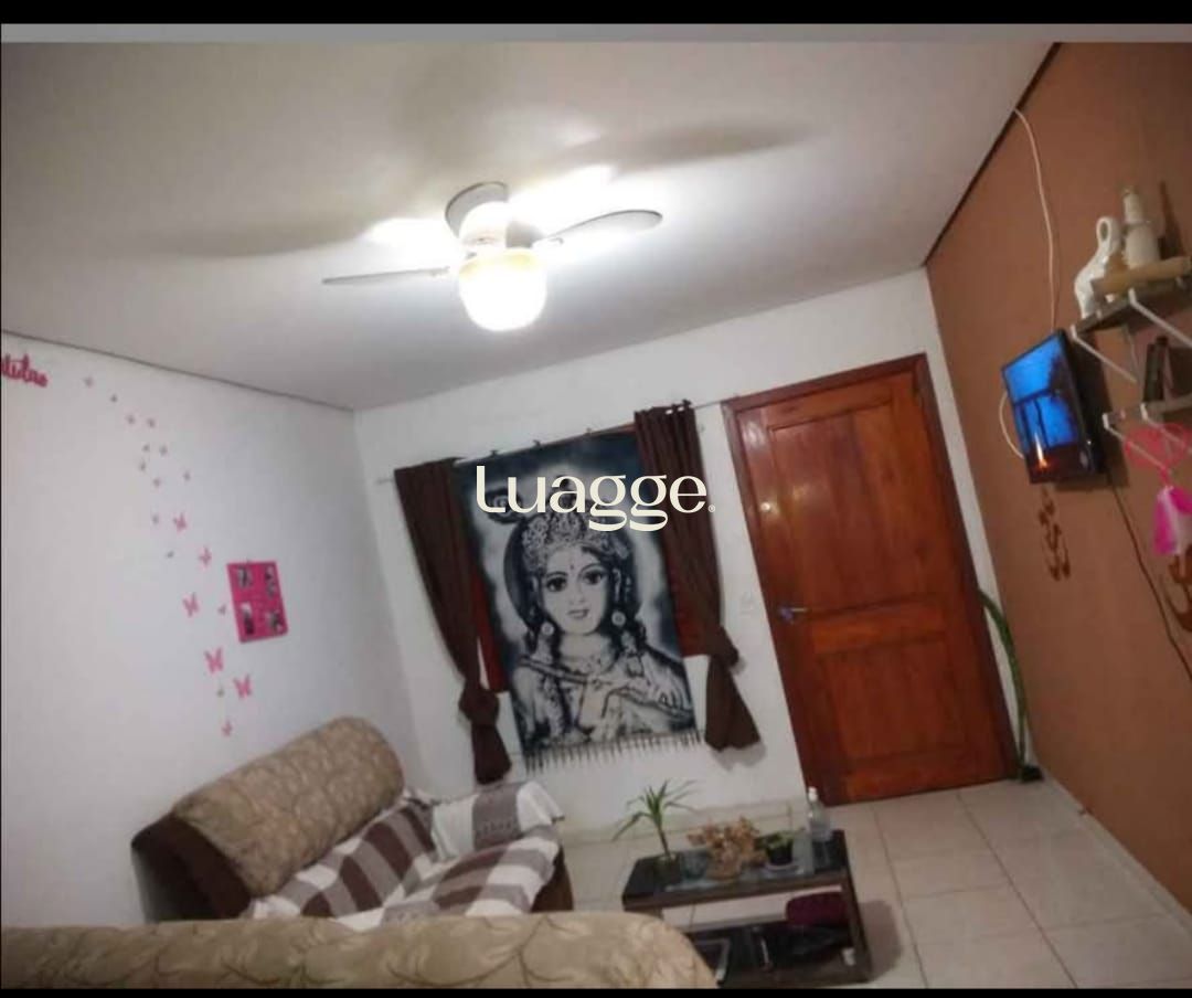 Casa à venda com 2 quartos, 71m² - Foto 11
