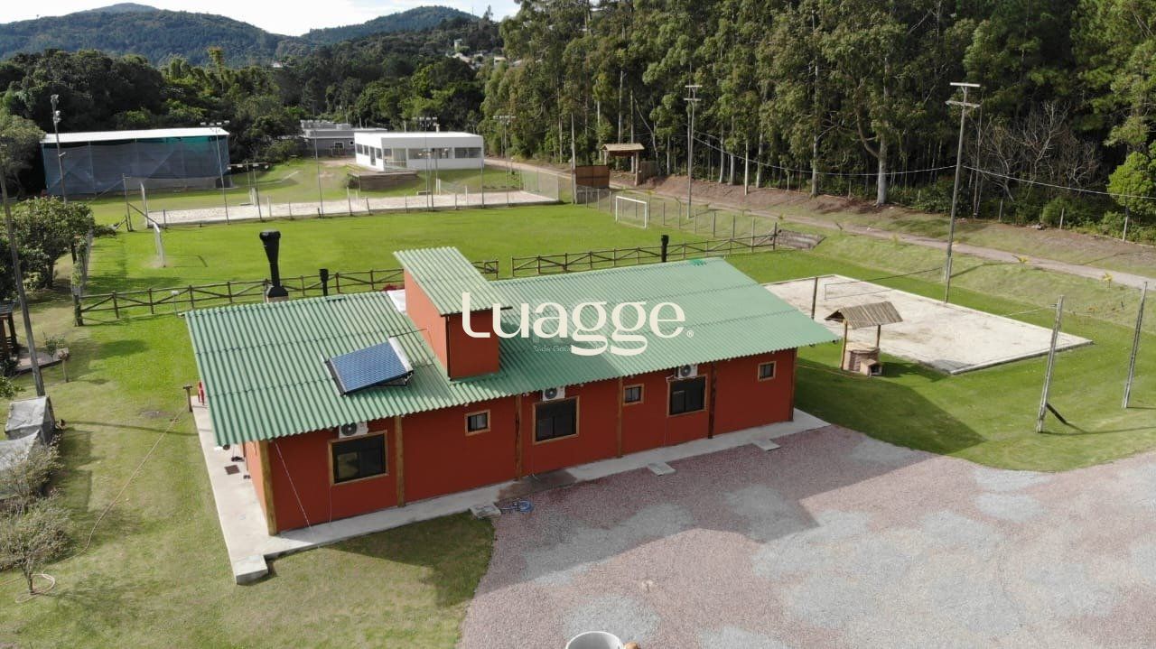Casa à venda com 3 quartos, 370m² - Foto 32