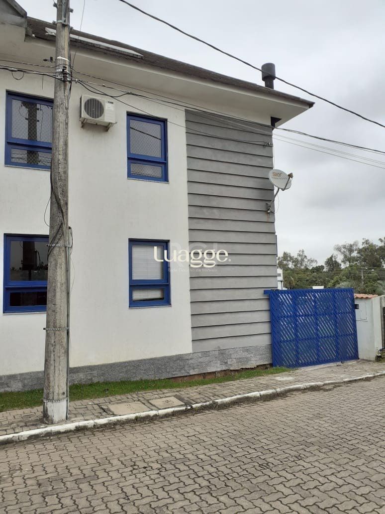 Casa à venda com 4 quartos, 434m² - Foto 3