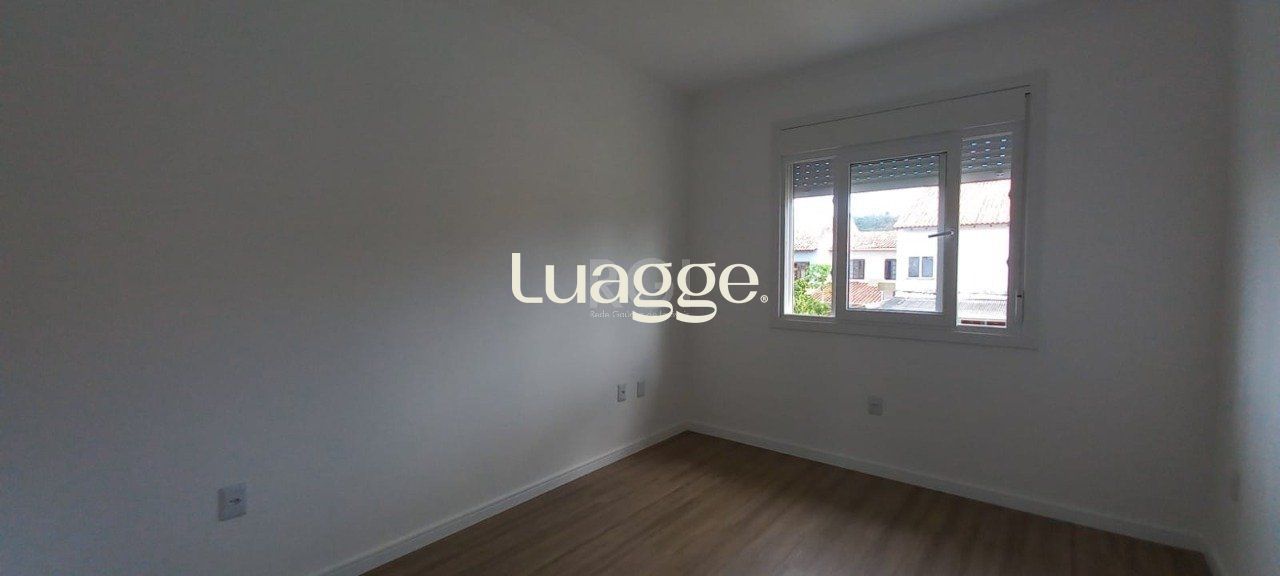 Casa à venda com 3 quartos, 106m² - Foto 9