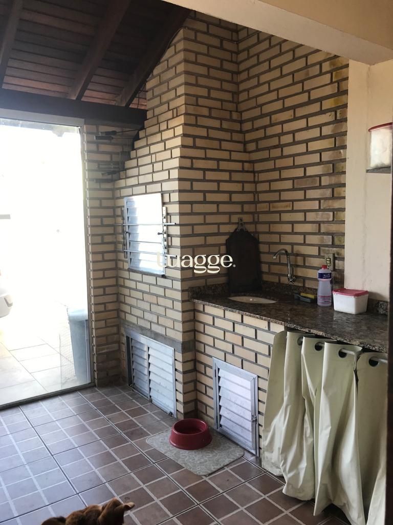 Casa à venda com 3 quartos, 128m² - Foto 18