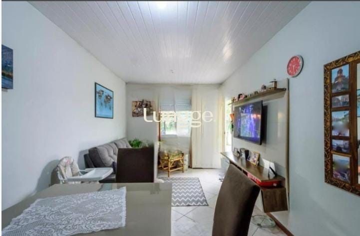 Casa à venda com 2 quartos, 52m² - Foto 6