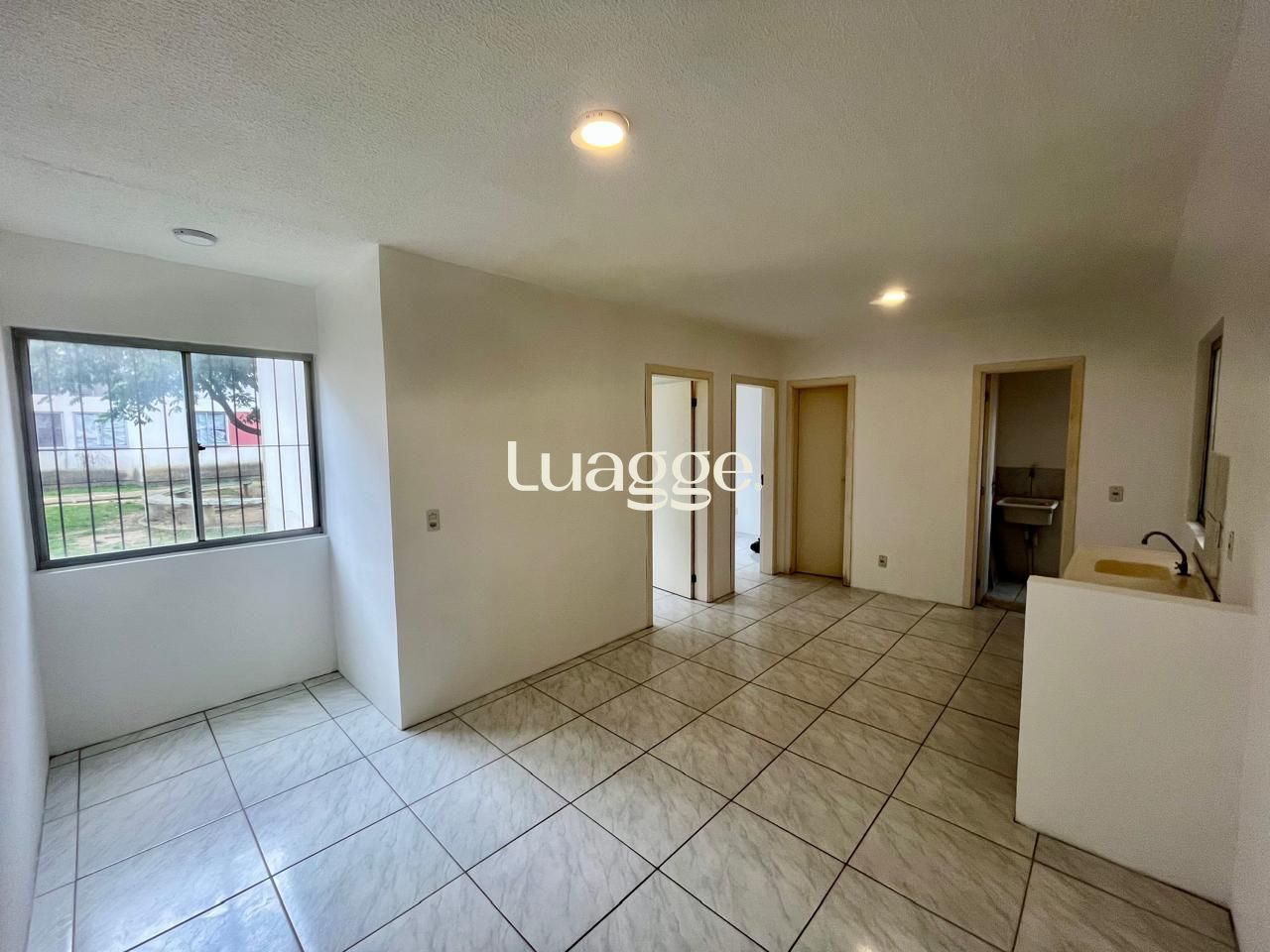 Apartamento à venda com 2 quartos, 45m² - Foto 4