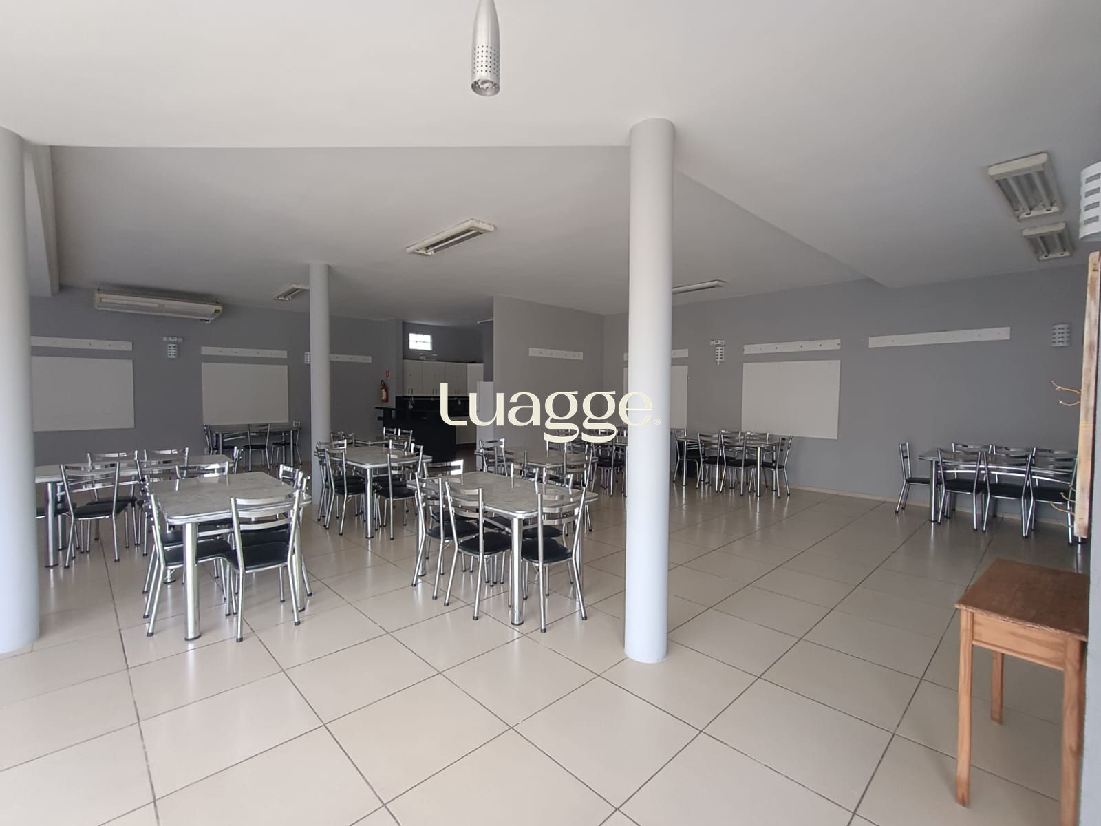 Casa de Condomínio, 3 quartos, à venda, 220 m², Cavalhada - Porto Alegre — foto 2